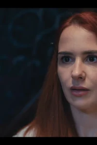 Norah Juliette freezes