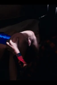Emma's booty is bare